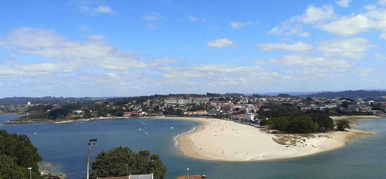 Apartamento Precioso Atico Frente A La Playa De Santa Cristina A Coruña Exterior foto
